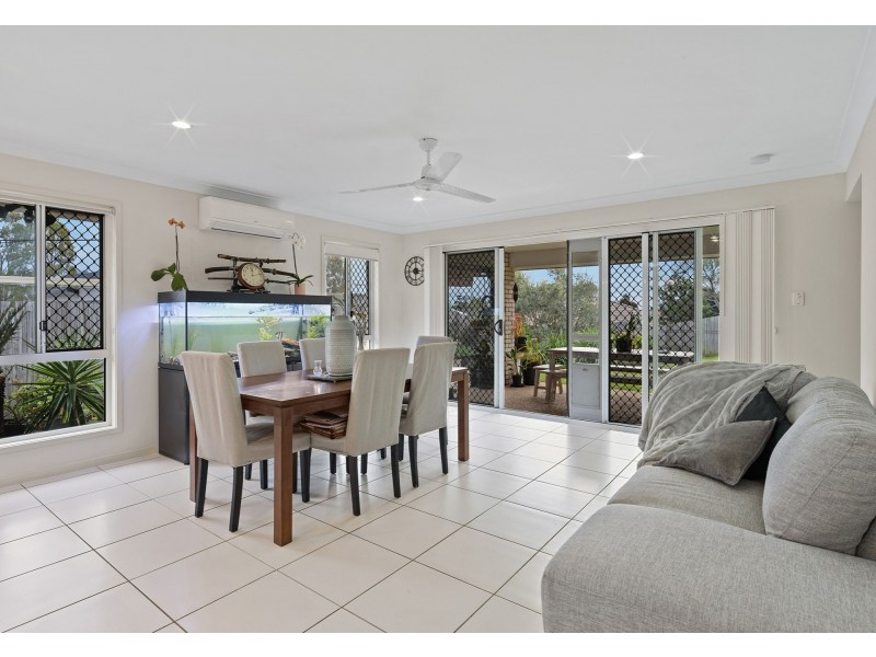 63 Outlook Drive, Waterford QLD 4133