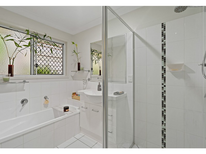 63 Outlook Drive, Waterford QLD 4133