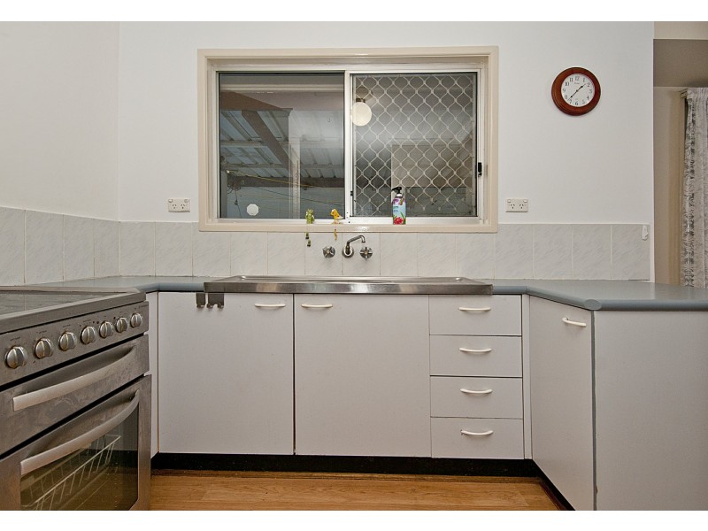 172 Herses Rd, Eagleby QLD 4207