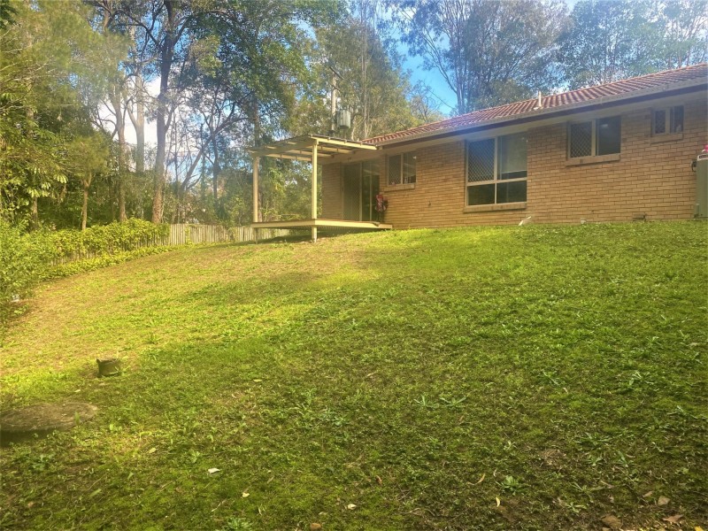 5 Nicolis Court, Beenleigh QLD 4207