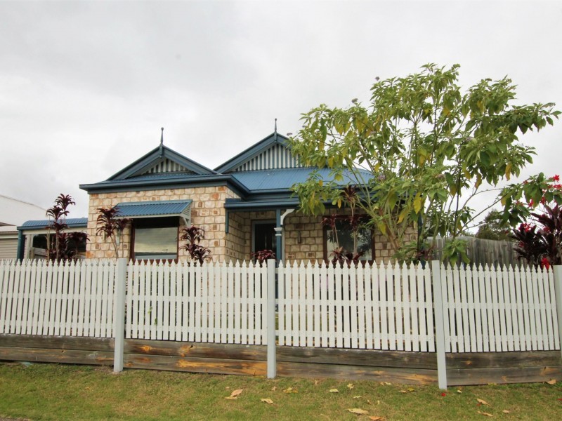 1 Carrawinya Street, Waterford QLD 4133