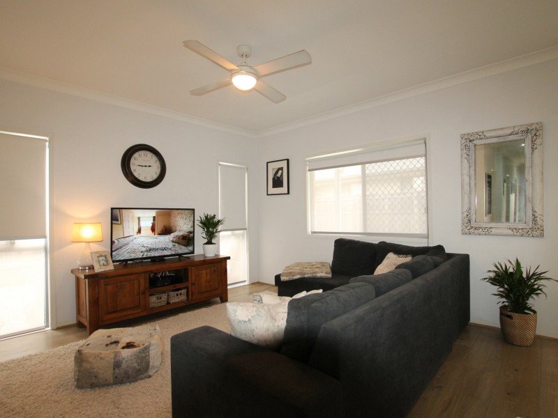 1 Carrawinya Street, Waterford QLD 4133