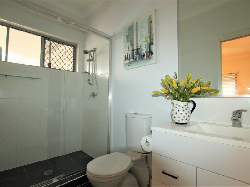 1 Carrawinya Street, Waterford QLD 4133