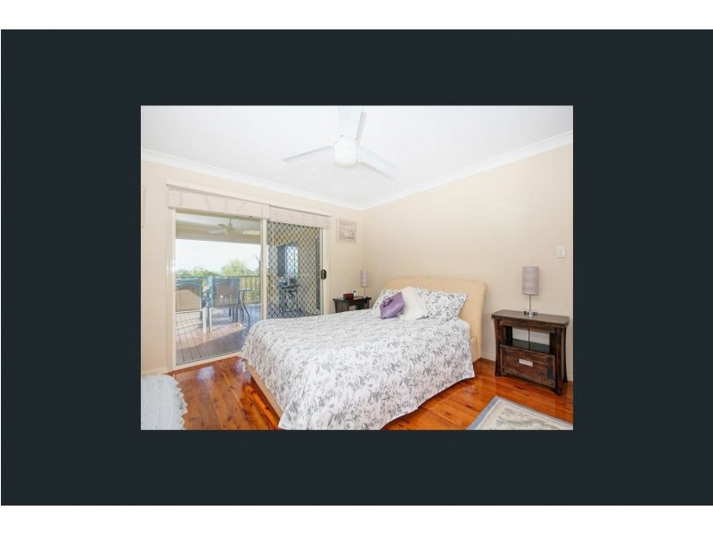 1 Auburn Street, Edens Landing QLD 4207