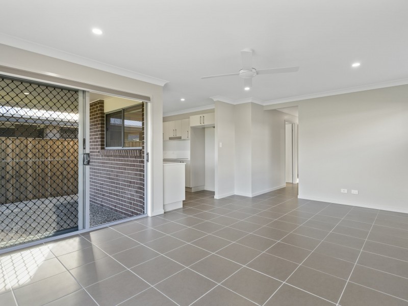 7 Windmill Place, Belivah QLD 4207