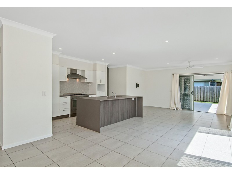 20 Bindra Street, Holmview QLD 4207