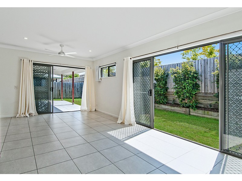 20 Bindra Street, Holmview QLD 4207