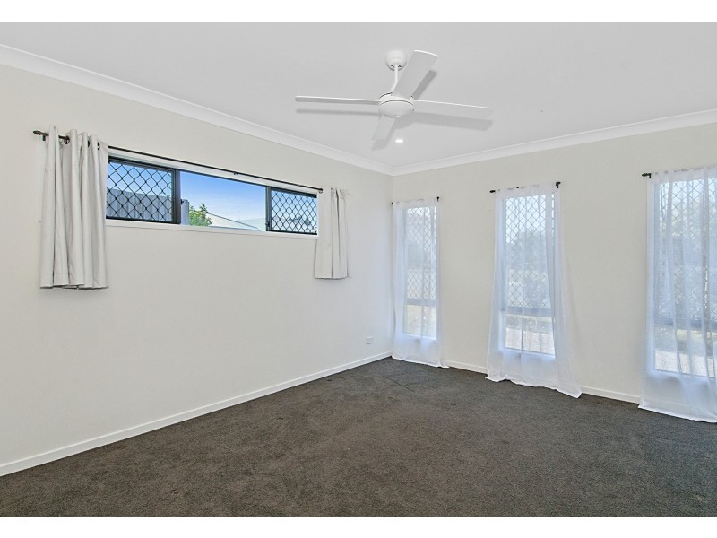 20 Bindra Street, Holmview QLD 4207