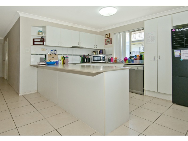 27 Zachary St, Eagleby QLD 4207