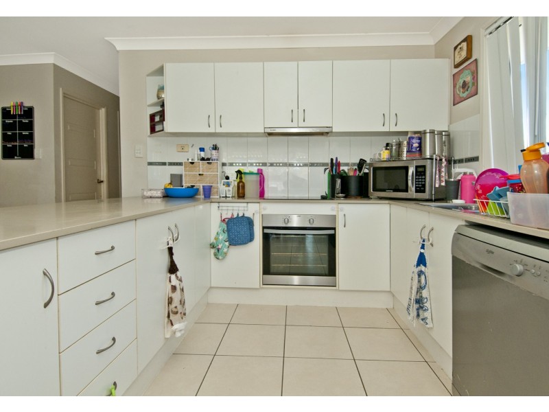 27 Zachary St, Eagleby QLD 4207