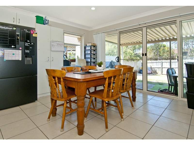27 Zachary St, Eagleby QLD 4207