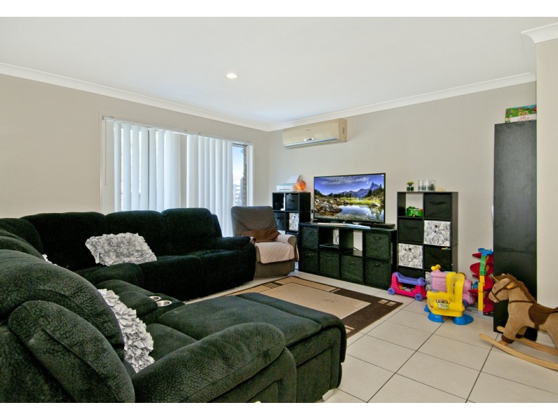 27 Zachary St, Eagleby QLD 4207