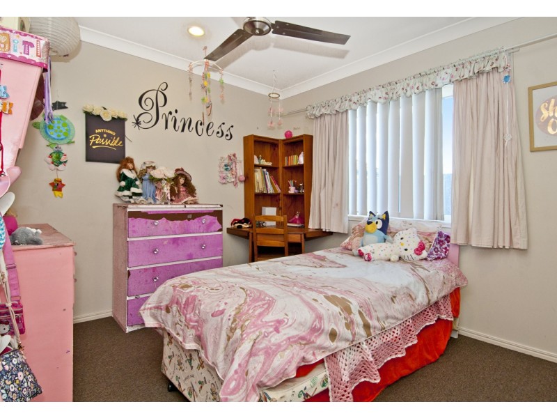 27 Zachary St, Eagleby QLD 4207
