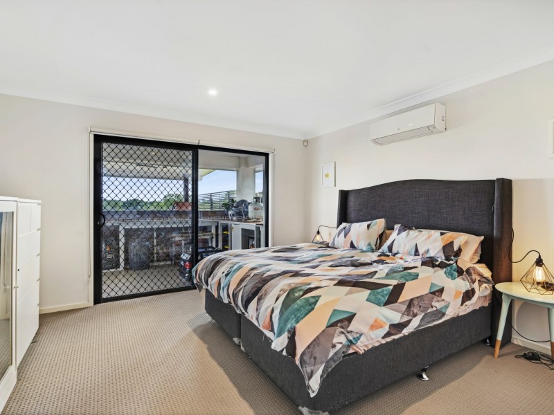 18 South Quarter Drive, Loganlea QLD 4131