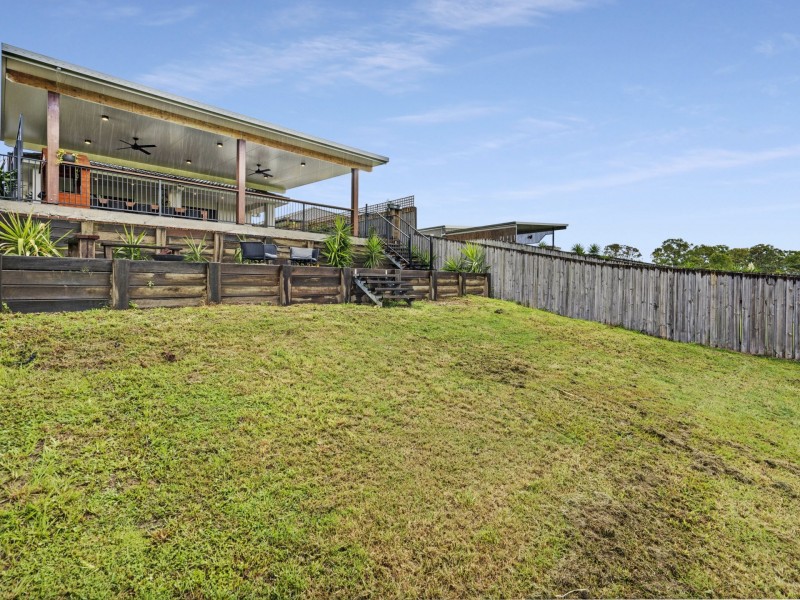 18 South Quarter Drive, Loganlea QLD 4131