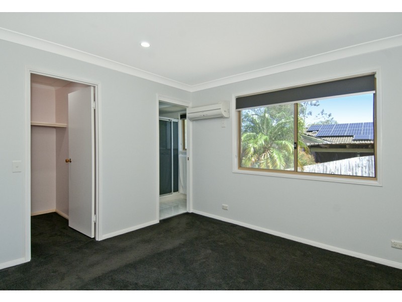 14 Moffatt Place, Edens Landing QLD 4207
