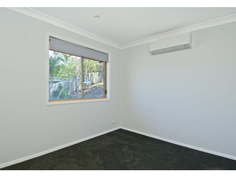 14 Moffatt Place, Edens Landing QLD 4207
