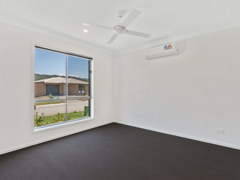 64 Macmillan Loop, Belivah QLD 4207