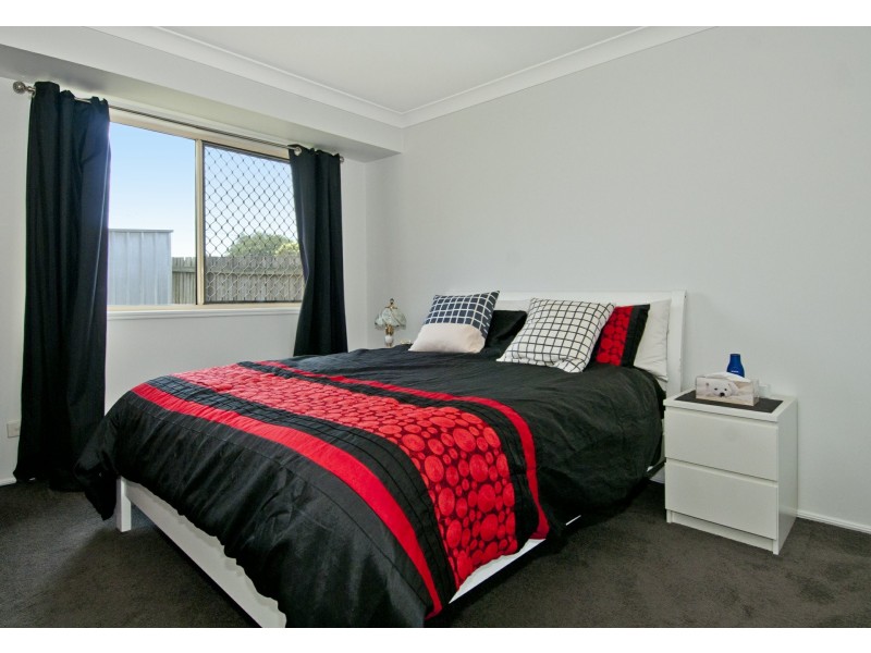 1 Mitre St, Holmview QLD 4207