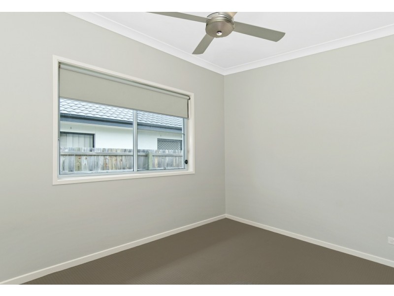 50 Ravensbourne Circuit, Waterford QLD 4133