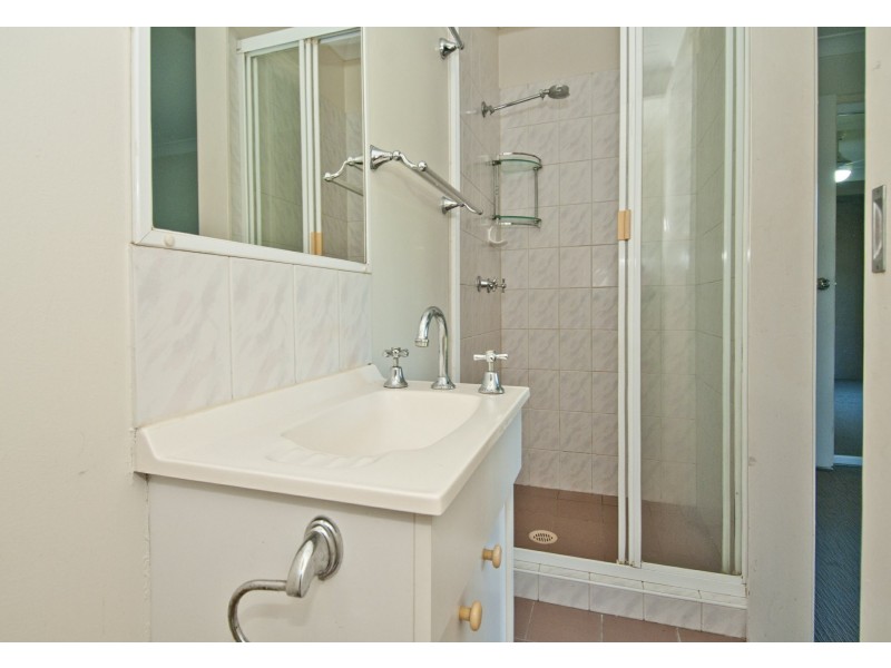 65 Kummara Road, Edens Landing QLD 4207