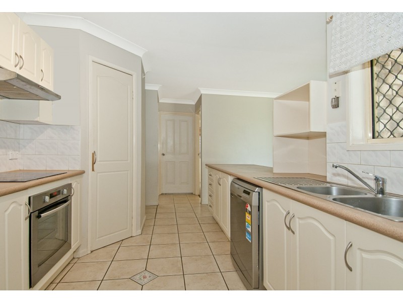 65 Kummara Road, Edens Landing QLD 4207