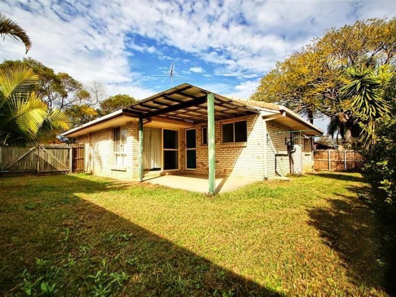 8 Dowling Cres, Eagleby QLD 4207