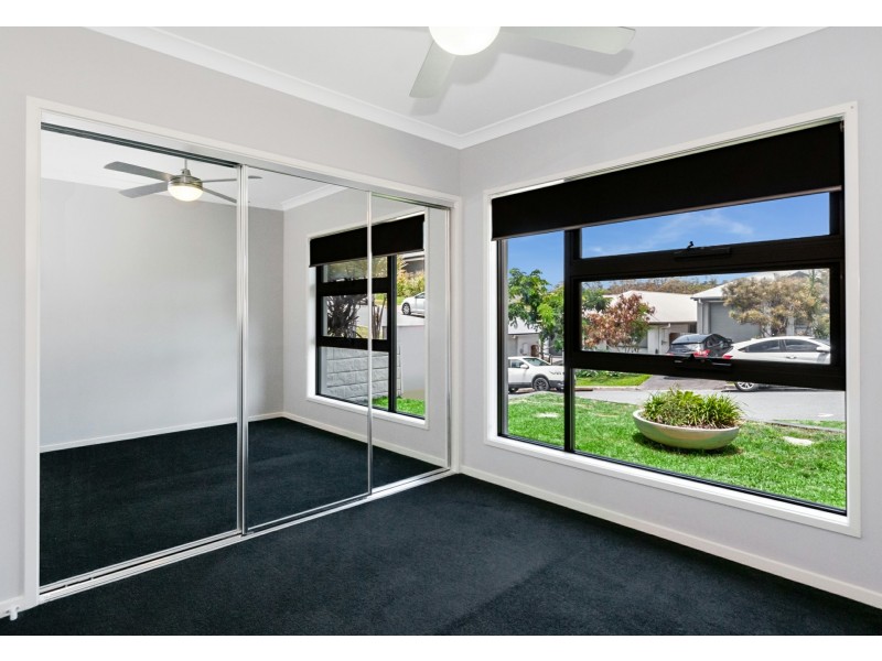 9 Baspa St, Holmview QLD 4207