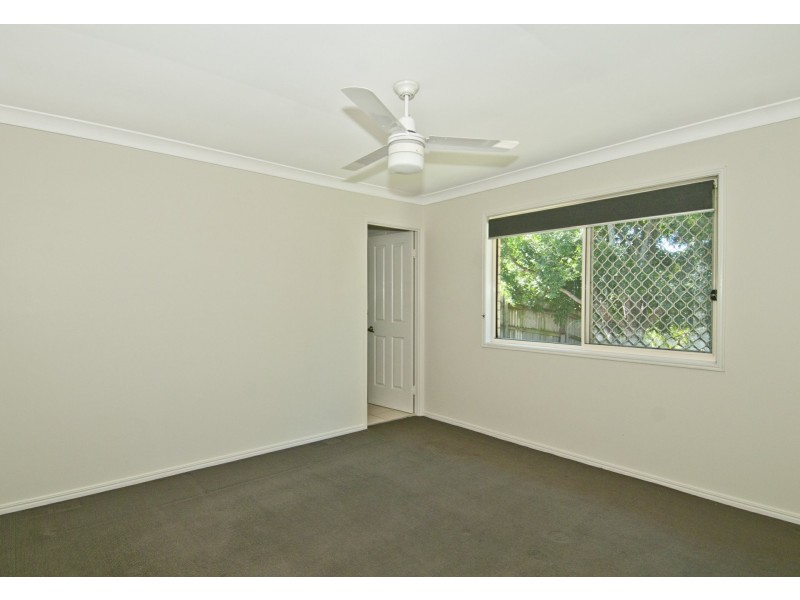 7 Kings Row, Edens Landing QLD 4207