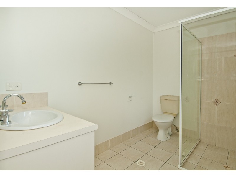 7 Kings Row, Edens Landing QLD 4207