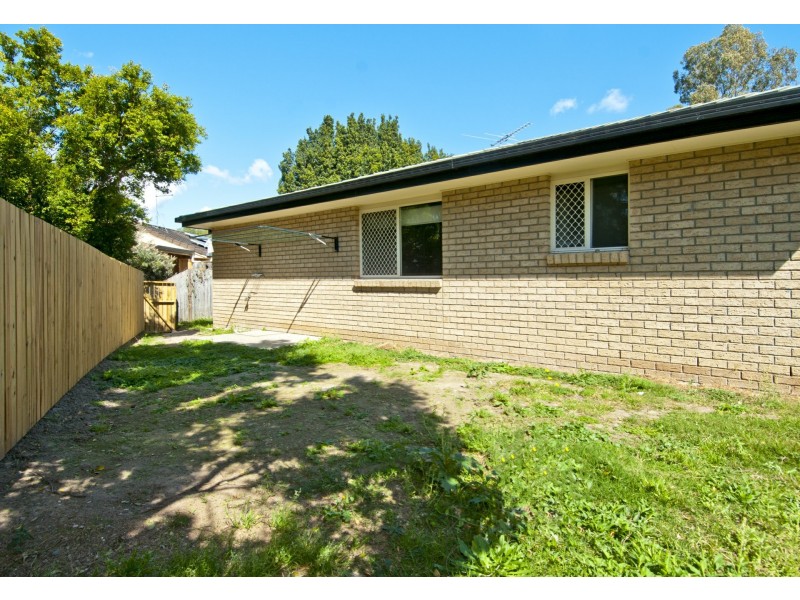 7 Kings Row, Edens Landing QLD 4207