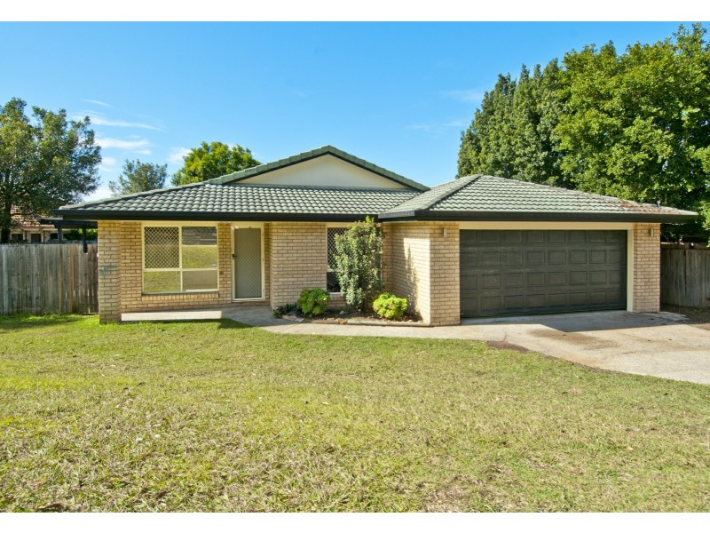7 Kings Row, Edens Landing QLD 4207