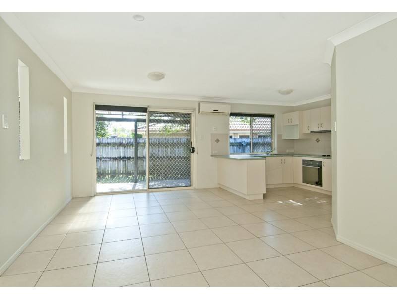 7 Kings Row, Edens Landing QLD 4207