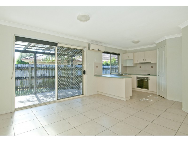 7 Kings Row, Edens Landing QLD 4207