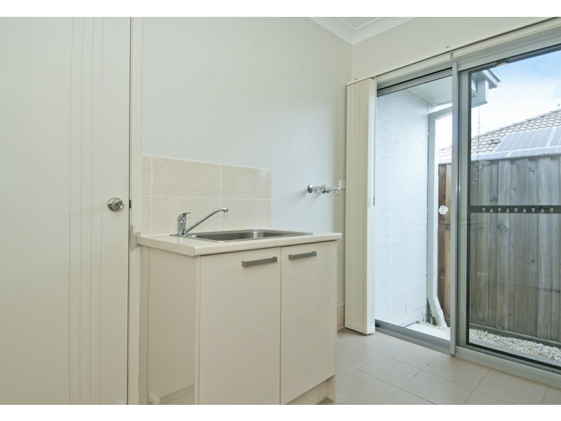 8 Carrawinya Street, Waterford QLD 4133