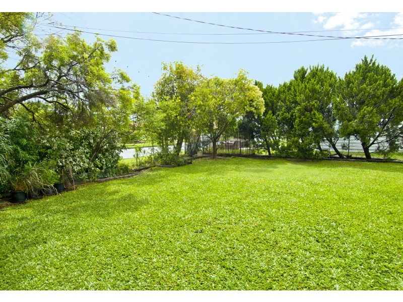 19 Cotswold Street, Mount Warren Park QLD 4207