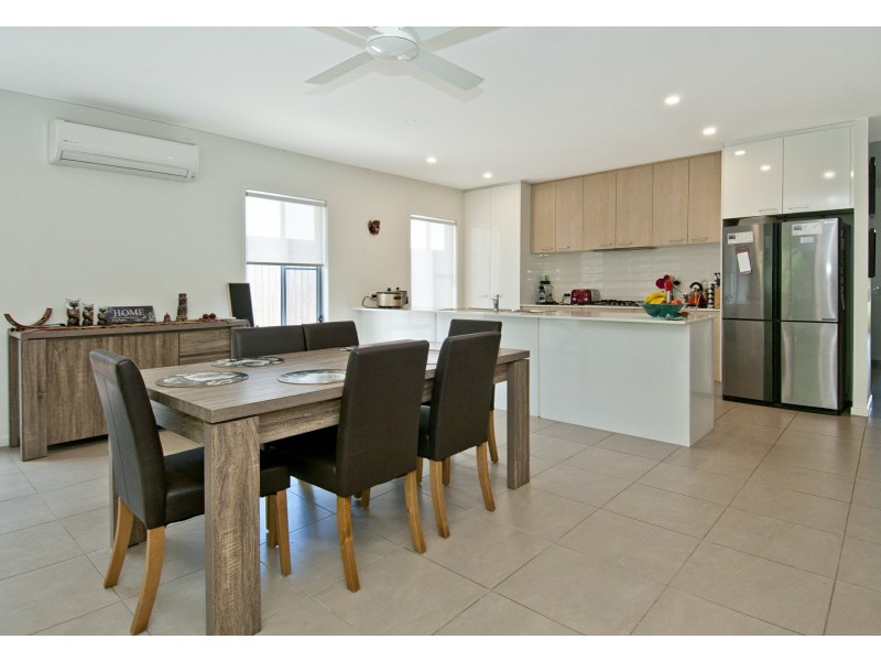 93 Sanctuary Parkway, Waterford QLD 4133