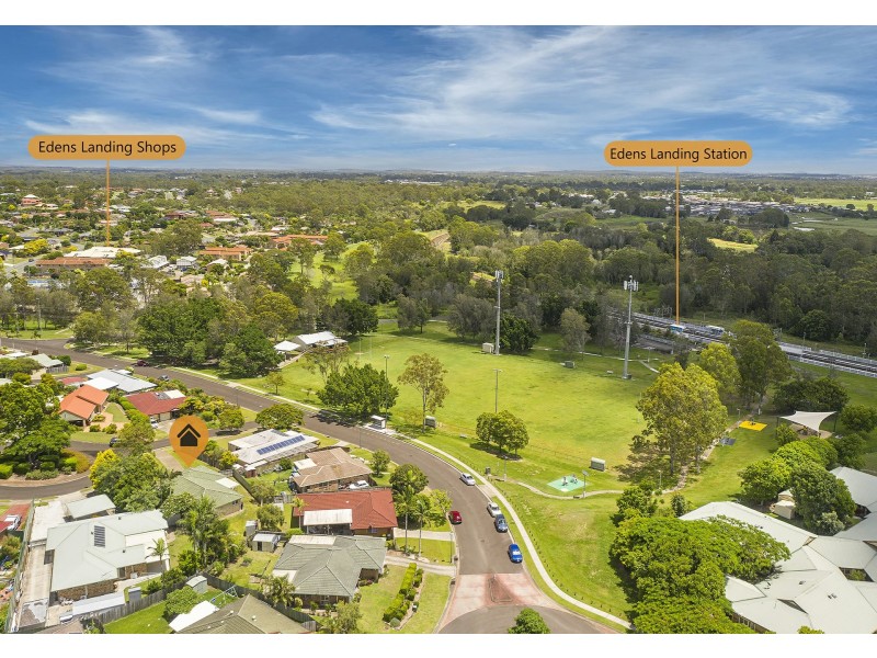 4 Brooke Close, Edens Landing QLD 4207