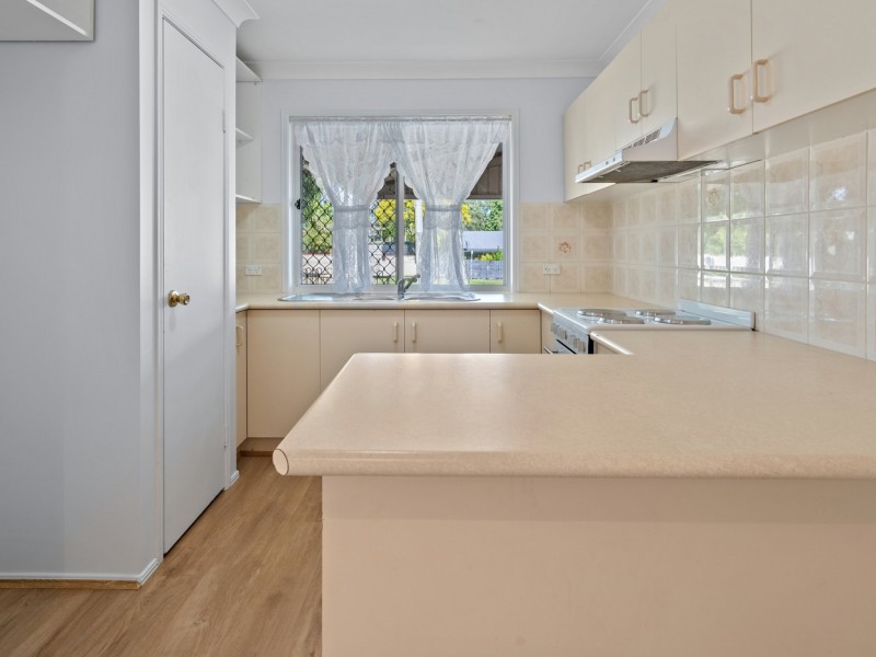 211 Herses Rd, Eagleby QLD 4207