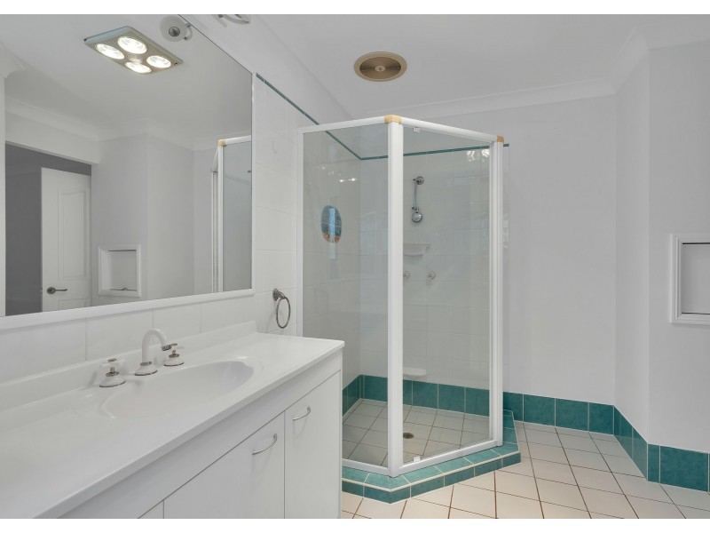41 Lucy Drive, Edens Landing QLD 4207