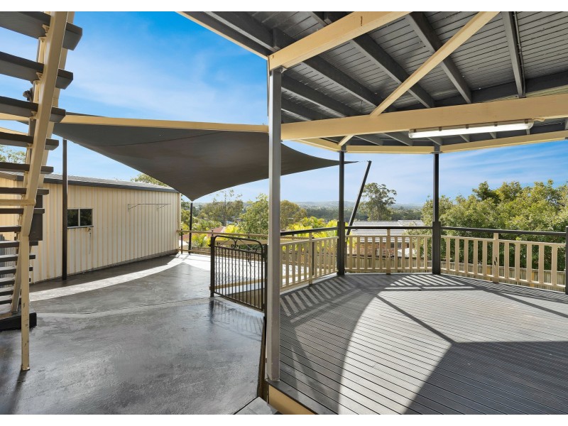 41 Lucy Drive, Edens Landing QLD 4207