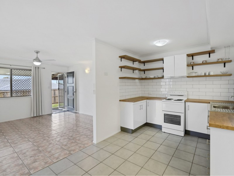 8 Kenmare St, Eagleby QLD 4207