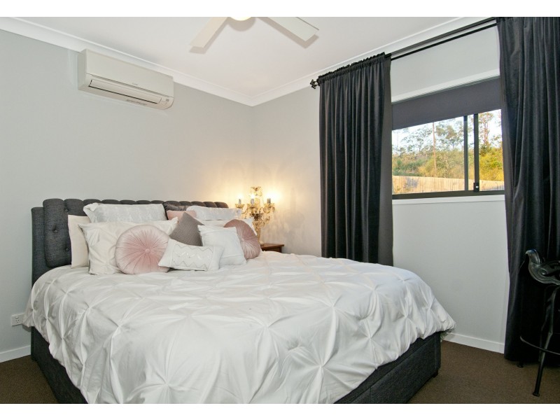 21 Savannah Court, Waterford QLD 4133