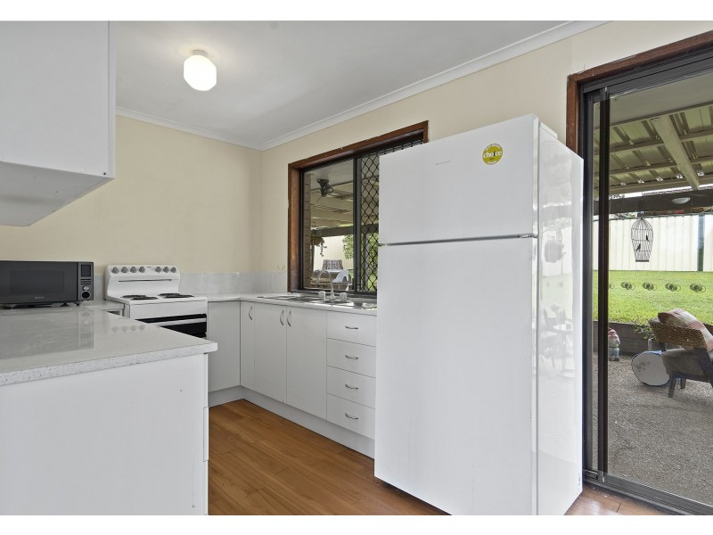11 Sandstone Crt, Eagleby QLD 4207