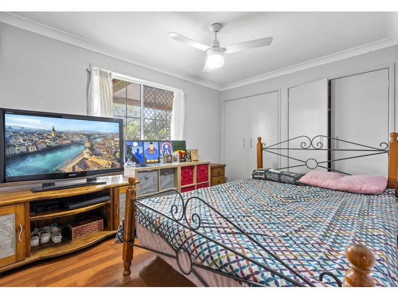 5 Joslin Court, Eagleby QLD 4207