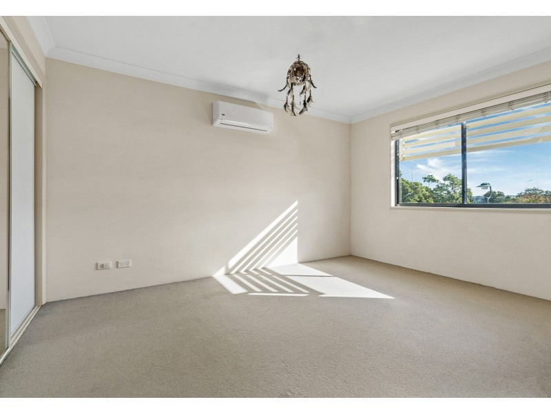 Unit 1/126 Logan Street, Eagleby QLD 4207