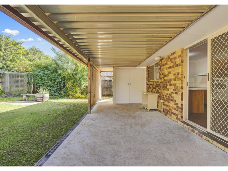 118 Castile Crescent, Edens Landing QLD 4207