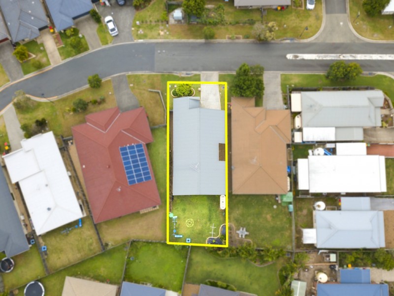 8 Barrington Cct, Waterford QLD 4133