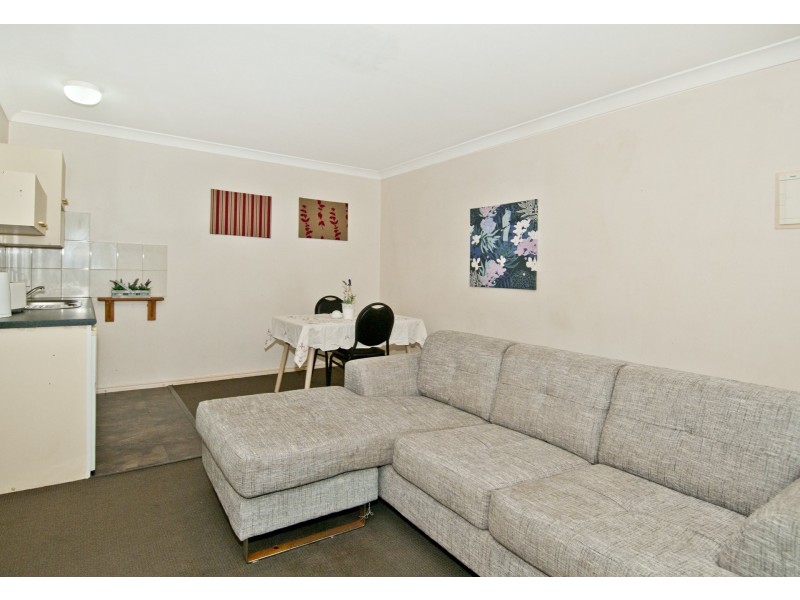 3/8 Page Street, Bethania QLD 4205