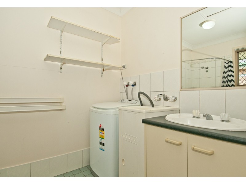 3/8 Page Street, Bethania QLD 4205